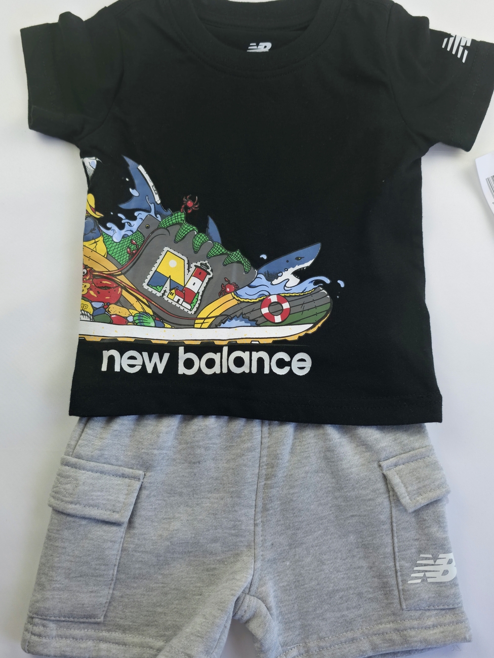 New Balance Baby Boys 2PC Set Graphic Sneaker Tee & Shorts 12M NWT